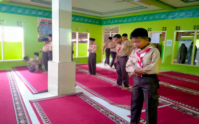 MTsN 9 Tanah Datar Biasakan Salat Dhuha Setiap Pagi Sebelum PBM