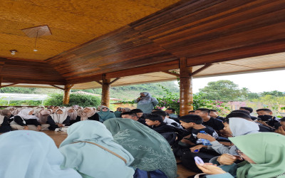 Perpisahan Kelas IX MTsN 9 Tanah Datar Berlangsung Hangat di Agro Sarilamak Payakumbuh
