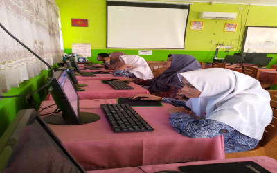 Simulasi OBA9 MTsN 9 Tanah Tingkat Kabupaten/Kota Berjalan lancar