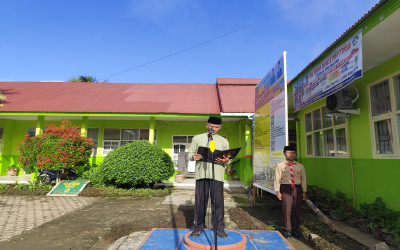 MTsN 9 Tanah Datar Peringati Hardiknas 2026 dengan Upacara Khidmat